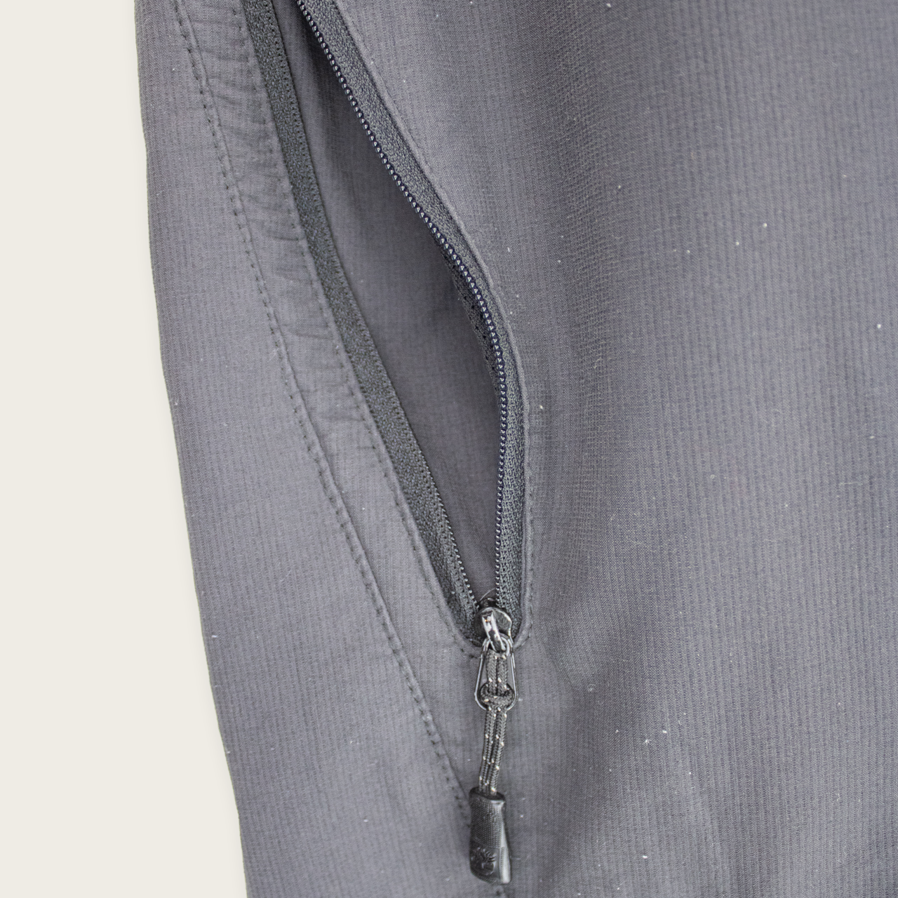 VINTAGE TIMBERLAND SHORTS - 40"