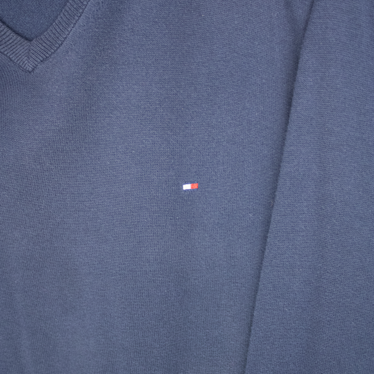 TOMMY HILFIGER KNIT SWEATER - XL