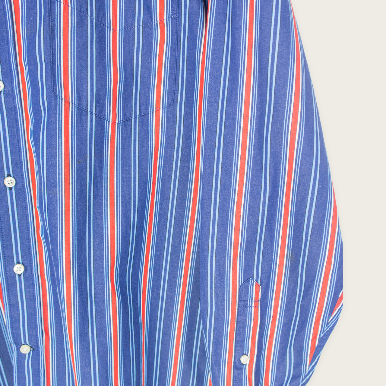 00's TOMMY HILFIGER PINSTRIPED BUTTON-UP SHIRT - M