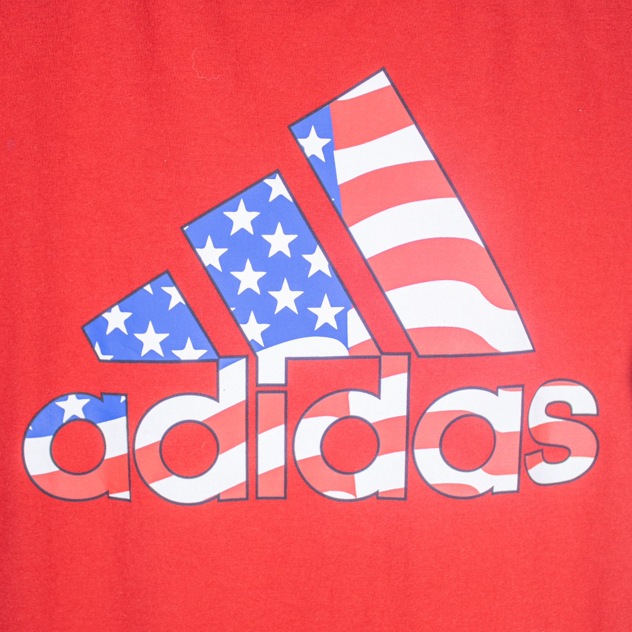 Adidas T-Shirt - M