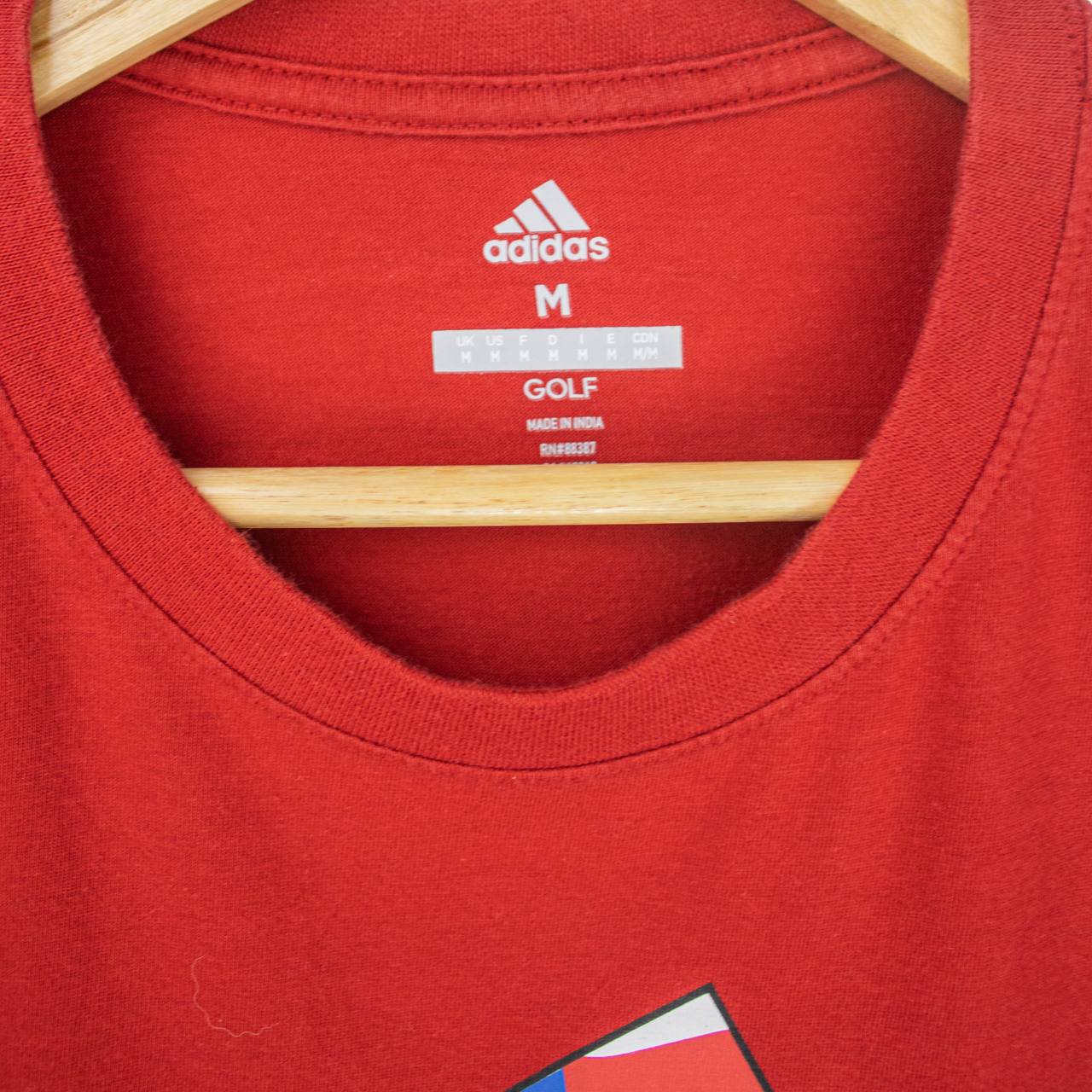 Adidas T-Shirt - M