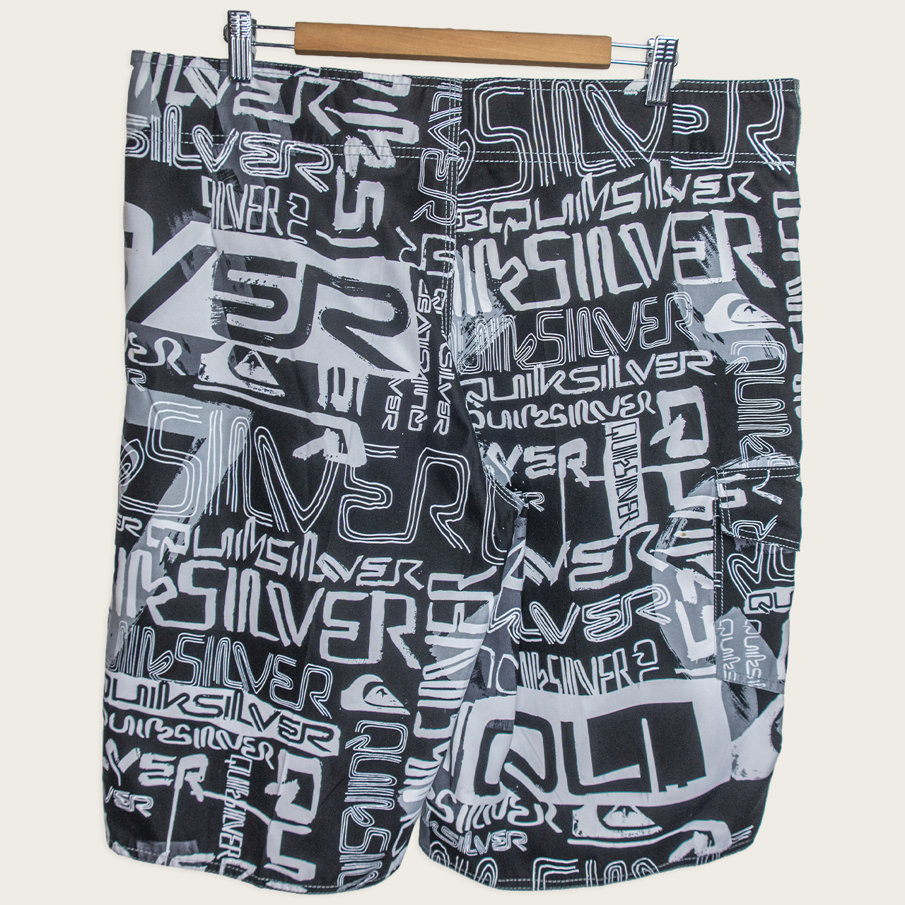 00s Quiksilver Board Shorts - XL