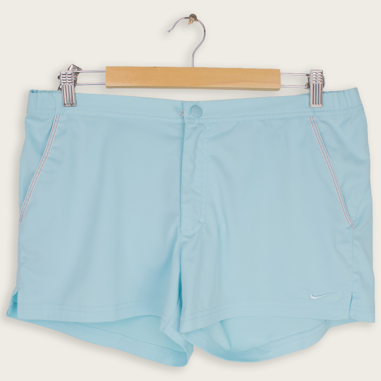 VINTAGE WMNS NIKE SHORTS - M