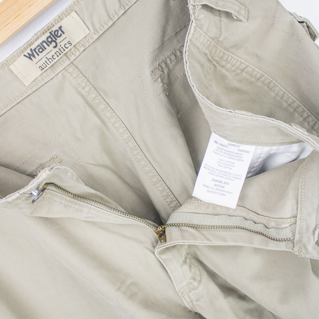 VINTAGE WRANGLER CARGO PANTS - 40"