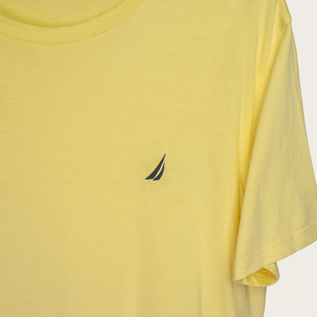 Nautica T-Shirt - L