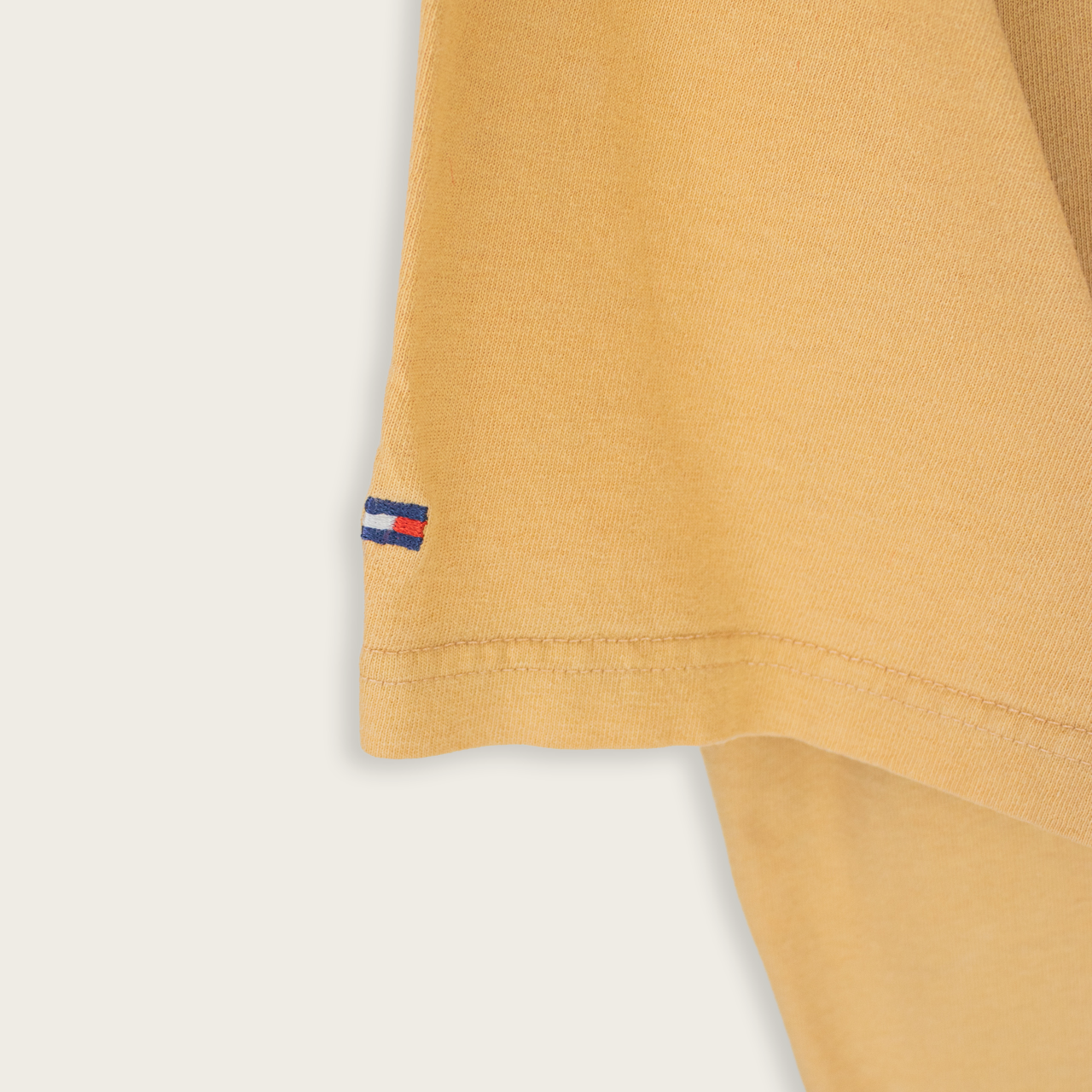 VINTAGE TOMMY HILFIGER T-SHIRT - L